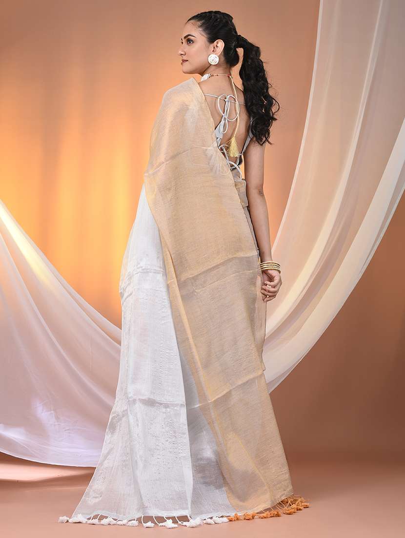 women gold handloom saree with blouse - 21908332 -  Standard Image - 3