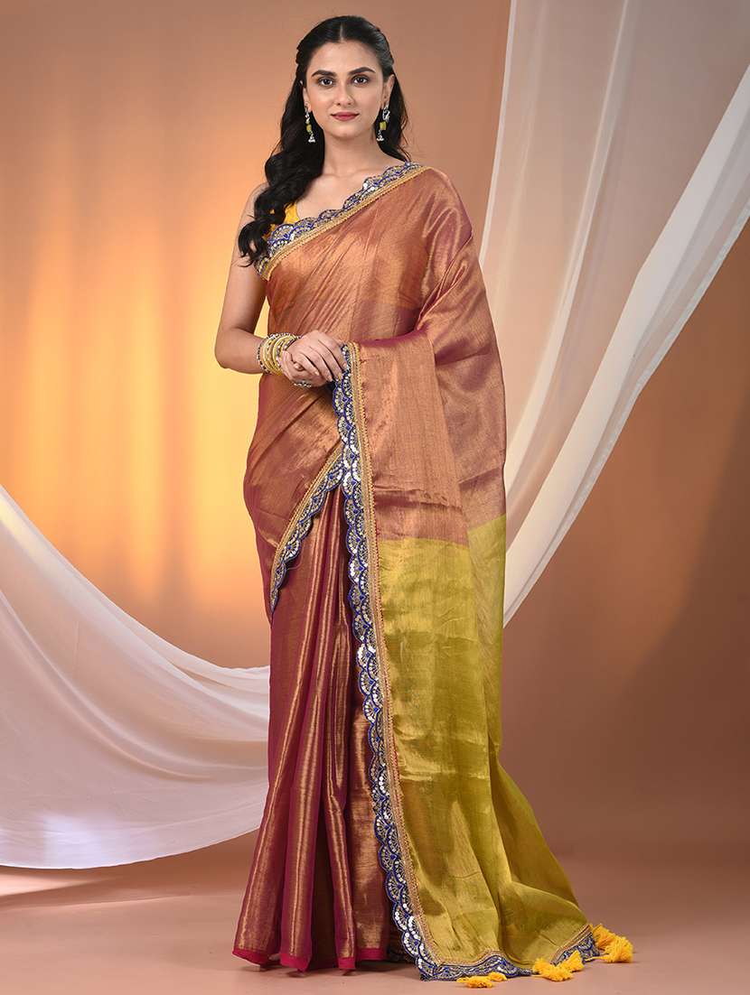 women solid with bordered saree with blouse - 21908360 -  Zoom Image - 0
