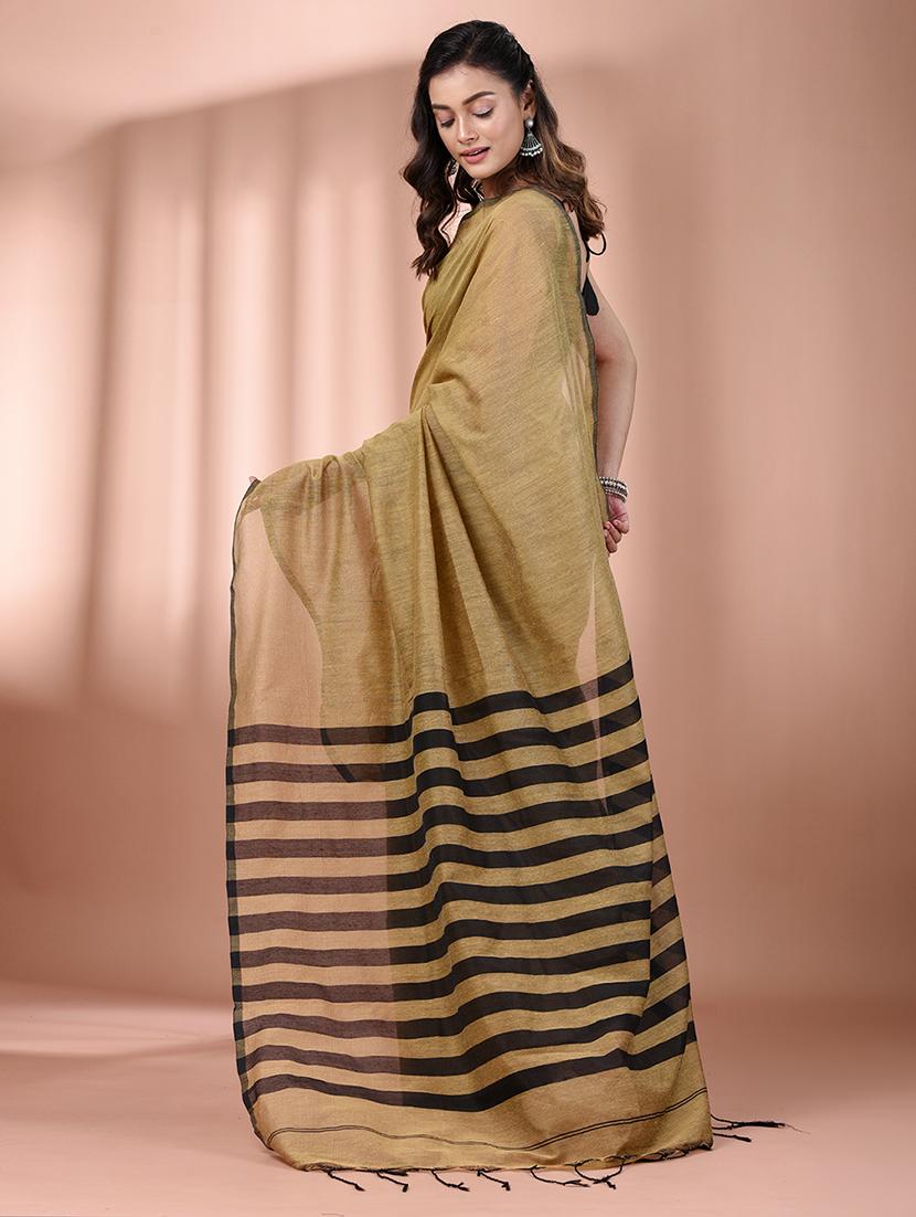 women solid handloom saree with blouse - 21908373 - Standard Image - 3