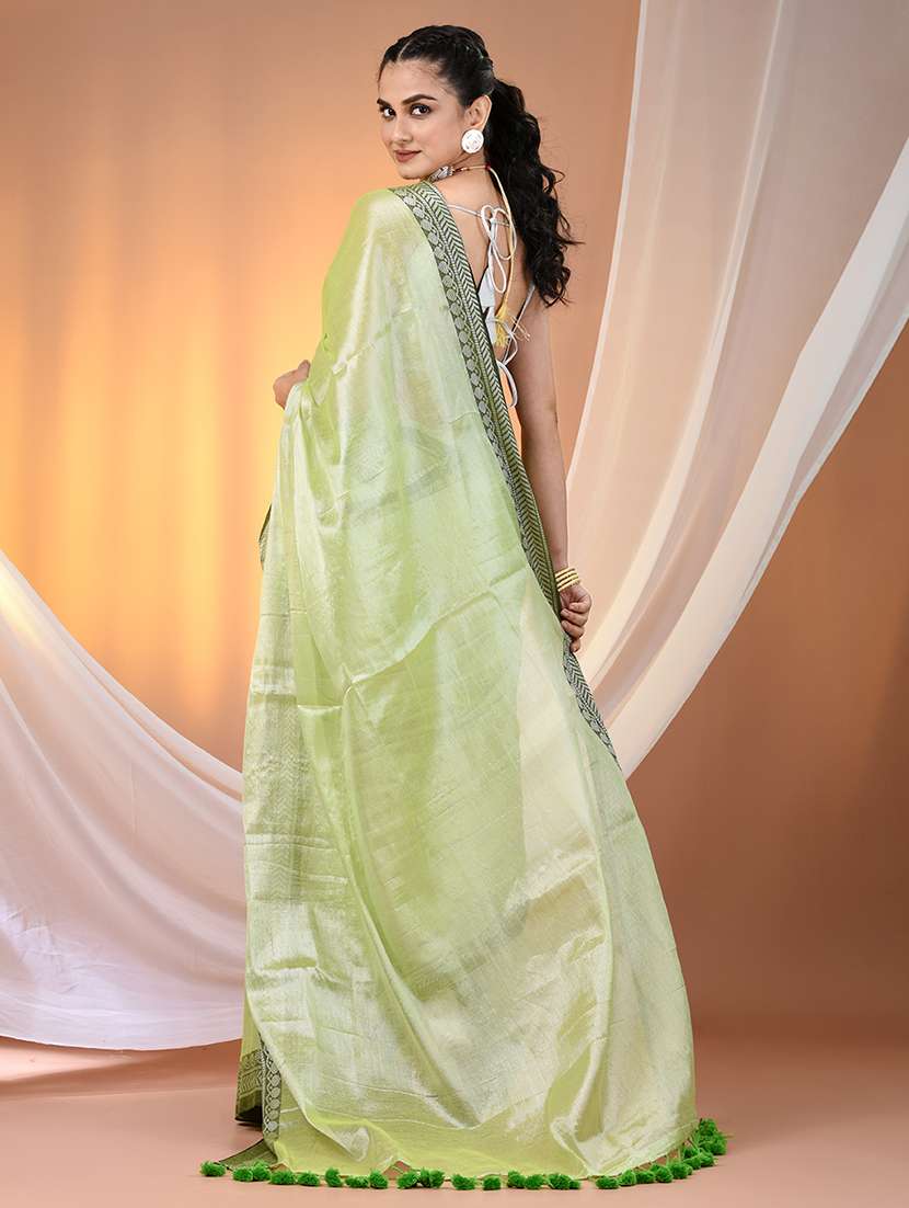 women solid with bordered saree with blouse - 21908398 -  Standard Image - 3