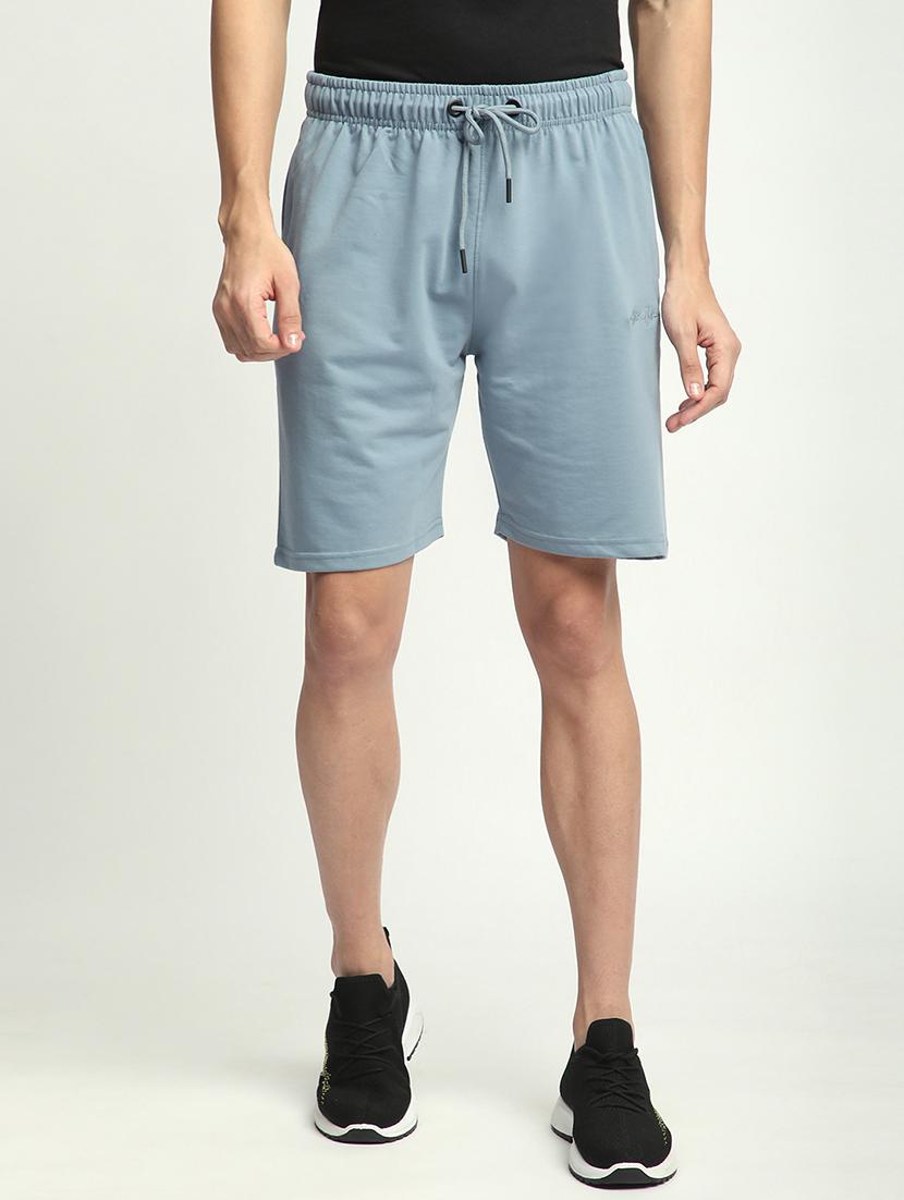 men solid mid rise regular fit shorts - 21908553 -  Zoom Image - 0