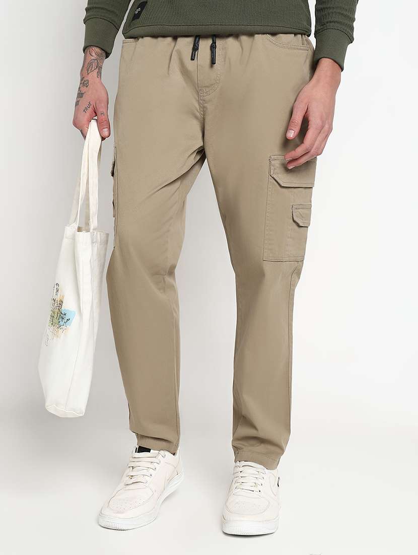 men beige solid mid rise cargo