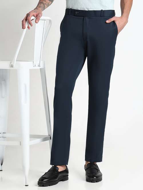 men solid mid rise flat front casual trouser - 21908904 -  Standard Image - 0