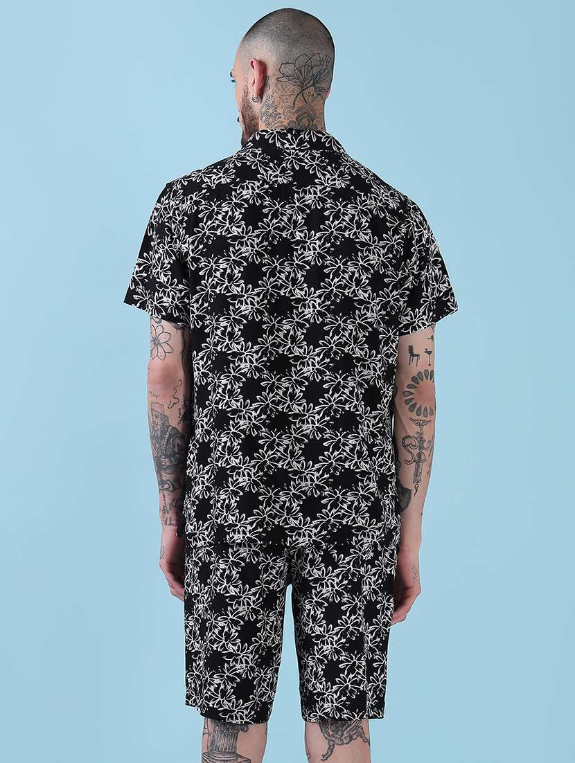 men cuban collar shorts & shirt co ords set - 21908916 - Standard Image - 3