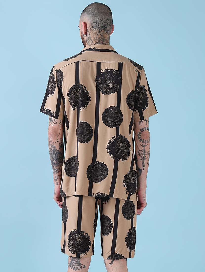 men cuban collar shorts & shirt co ords set - 21908936 -  Standard Image - 3