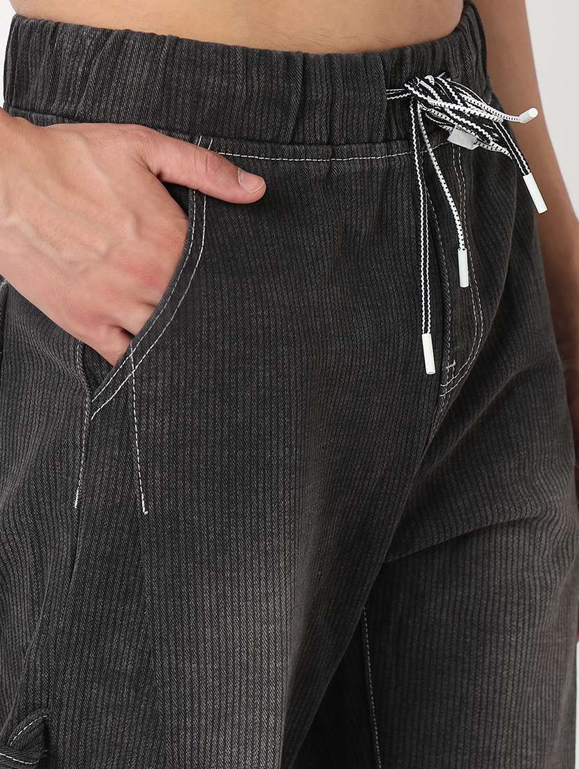 men solid mid rise straight fit jean - 21908966 -  Standard Image - 5