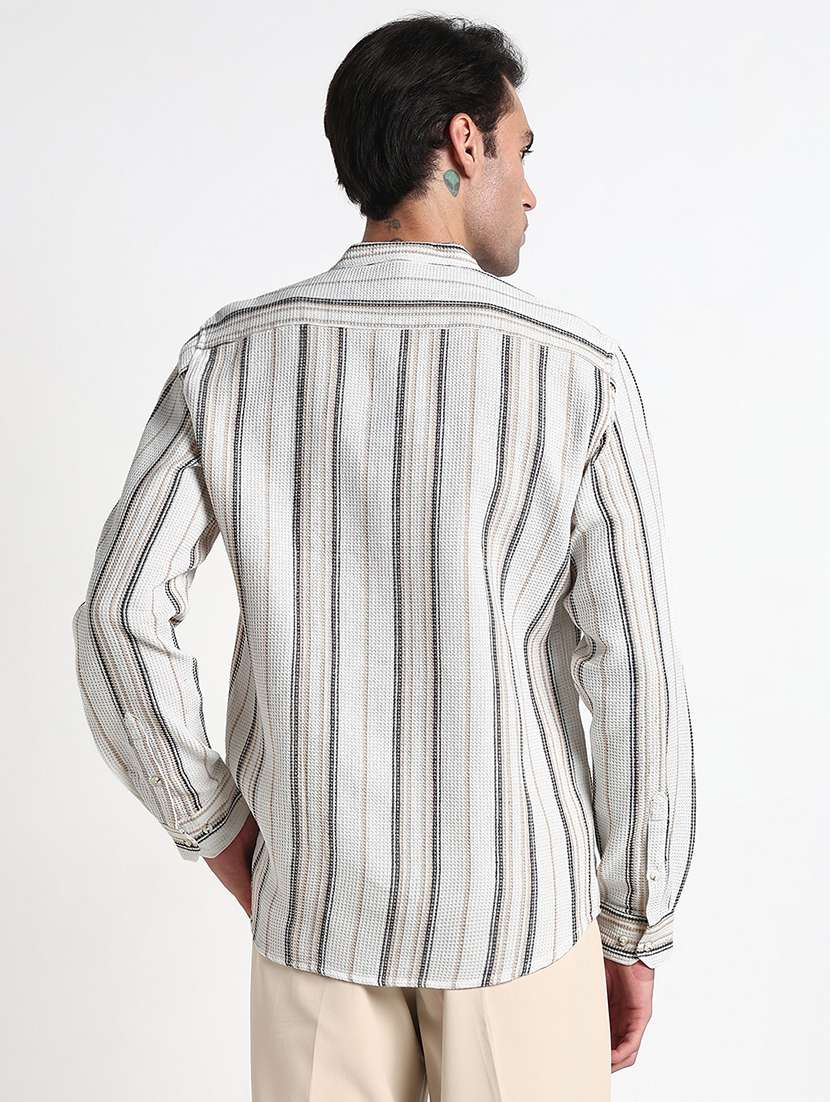 men self designed mandarin neck casual shirt - 21909036 -  Standard Image - 3