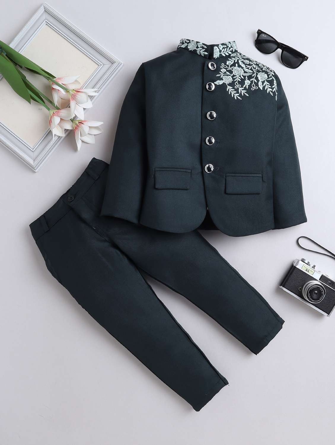 boys embroidered 2 peice suit set