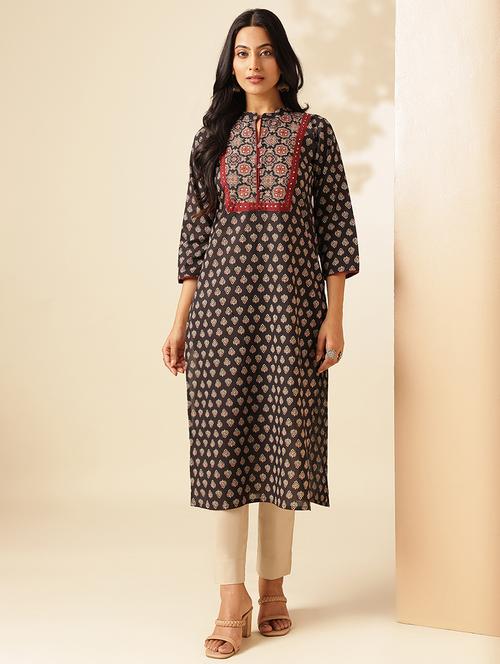 women three quarter sleeve straight kurta - 21909586 - Standard Image - 0
