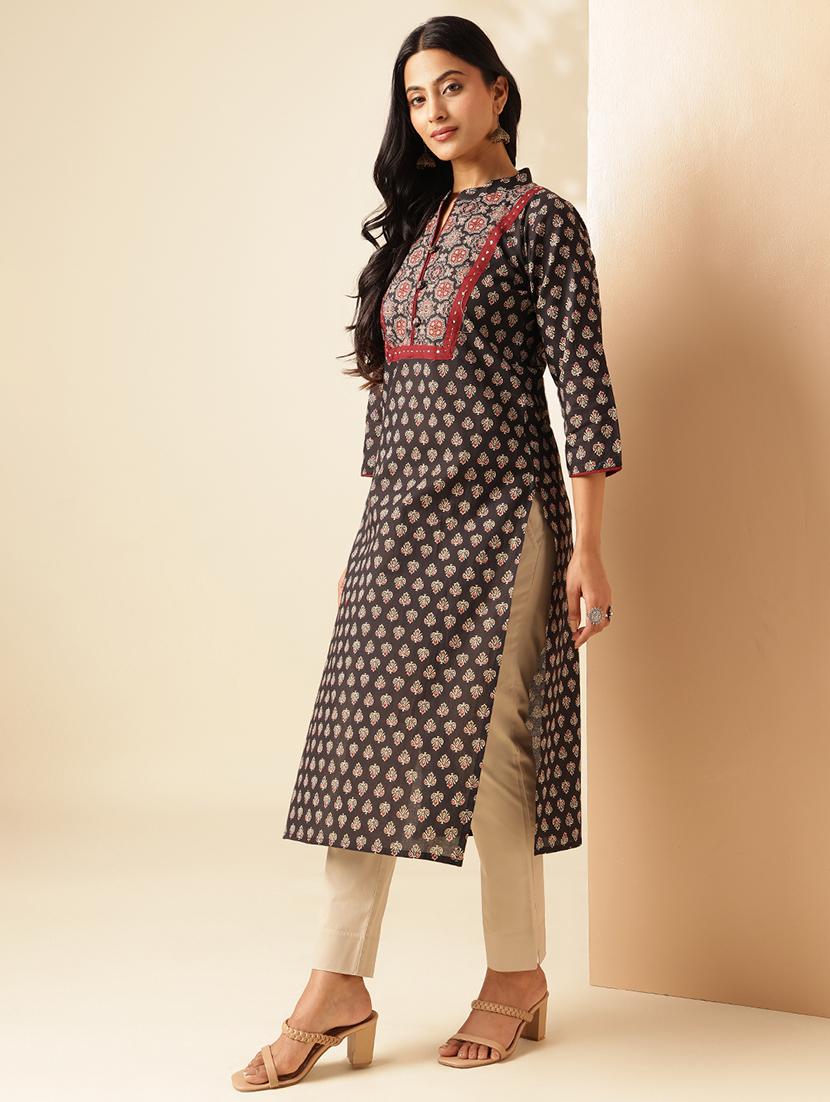 women three quarter sleeve straight kurta - 21909586 - Standard Image - 3