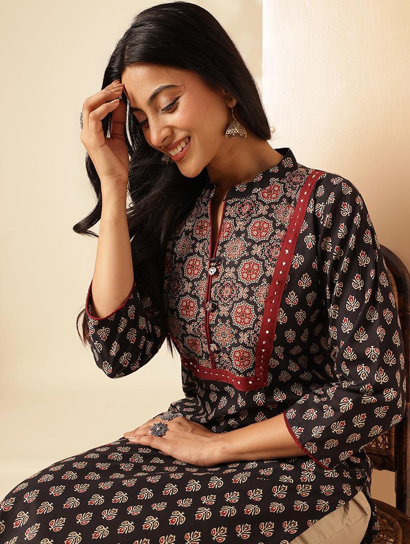 women three quarter sleeve straight kurta - 21909586 - Standard Image - 5