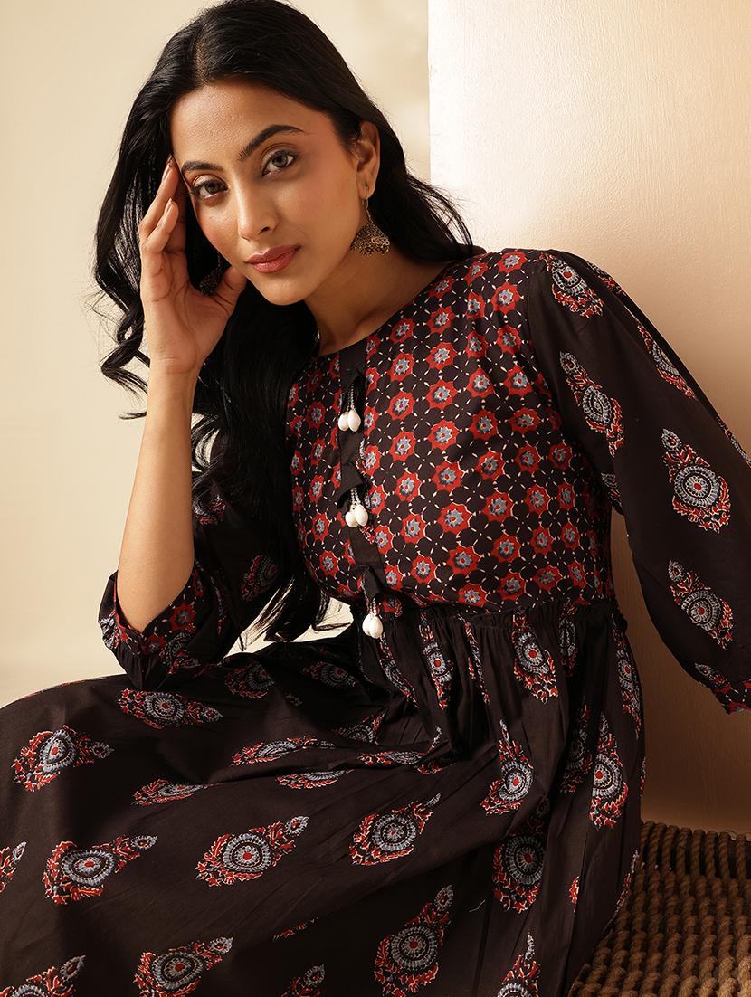 women printed three quarter sleeve tiered kurta - 21909591 - Standard Image - 5