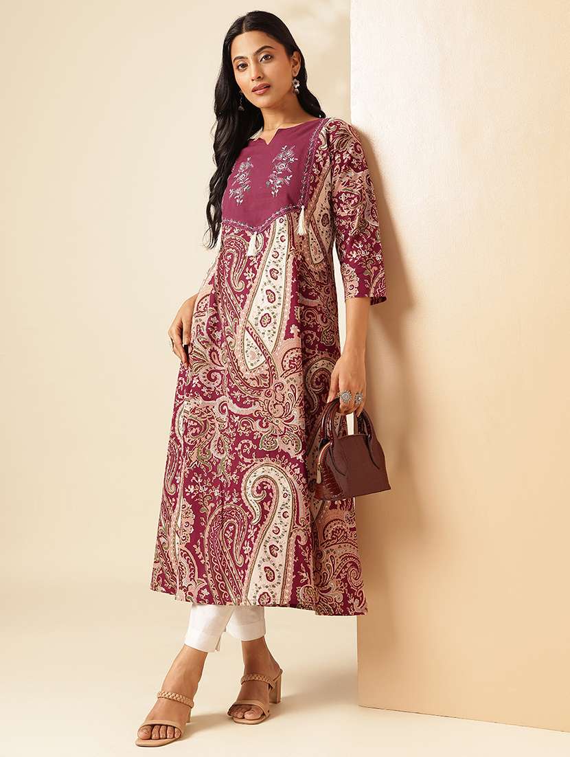 women three quarter sleeve a-line kurta - 21909594 - Zoom Image - 0