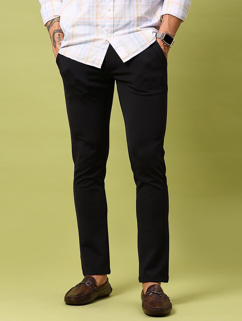 men solid mid rise slim fit chinos - 21909887 - Zoom Image - 0