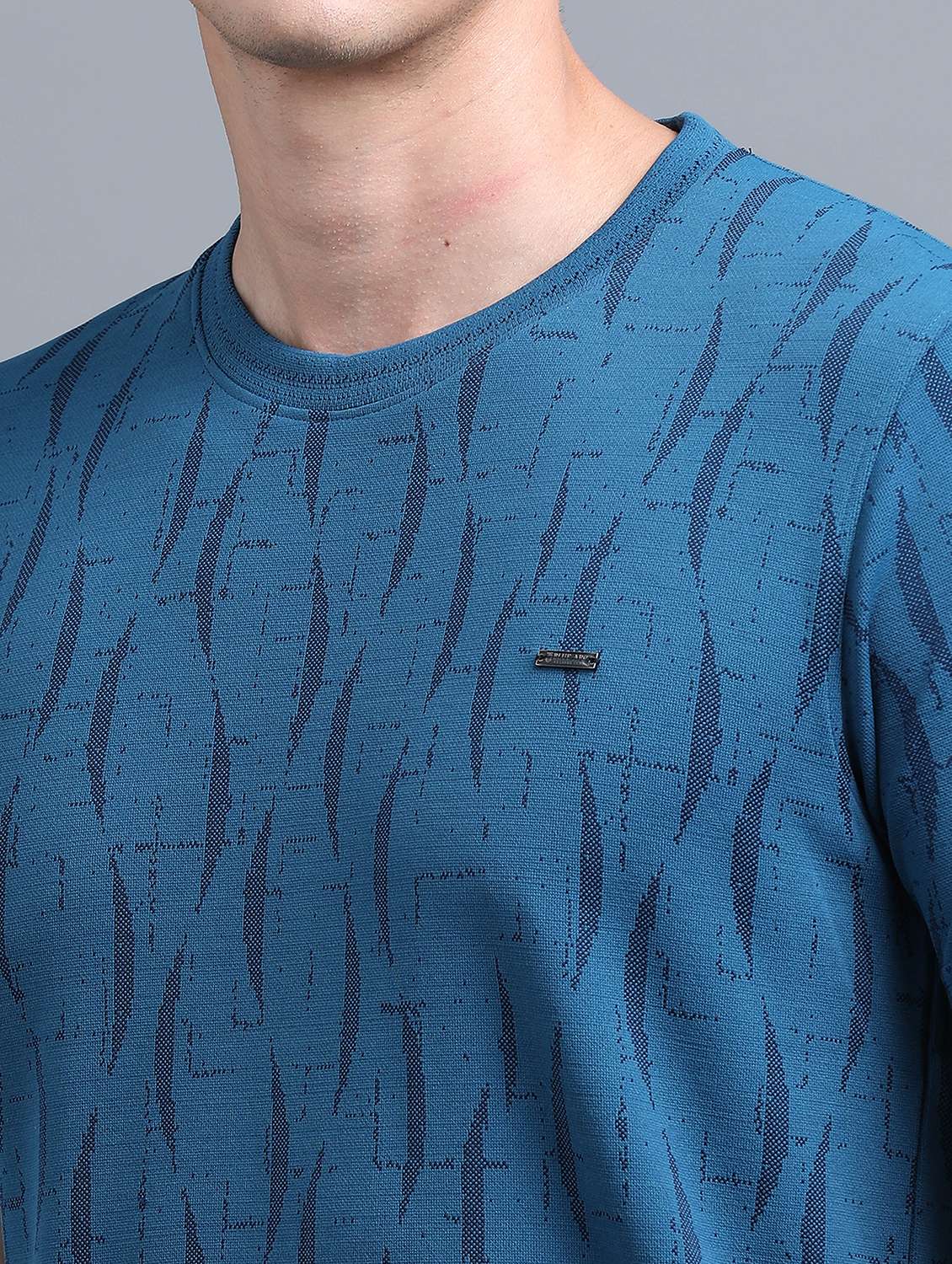 men all over printed short sleeves t-shirt - 21910066 -  Standard Image - 5