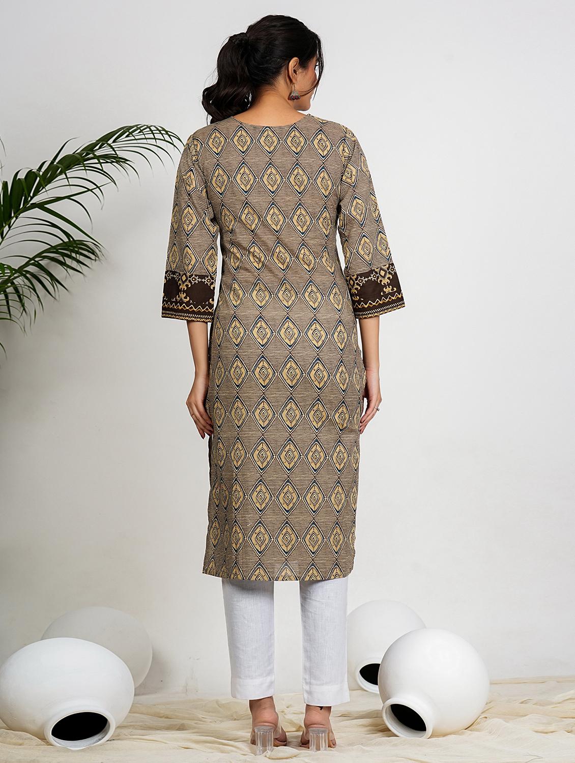 women printed three quarter sleeve straight kurta - 21910385 - Standard Image - 3