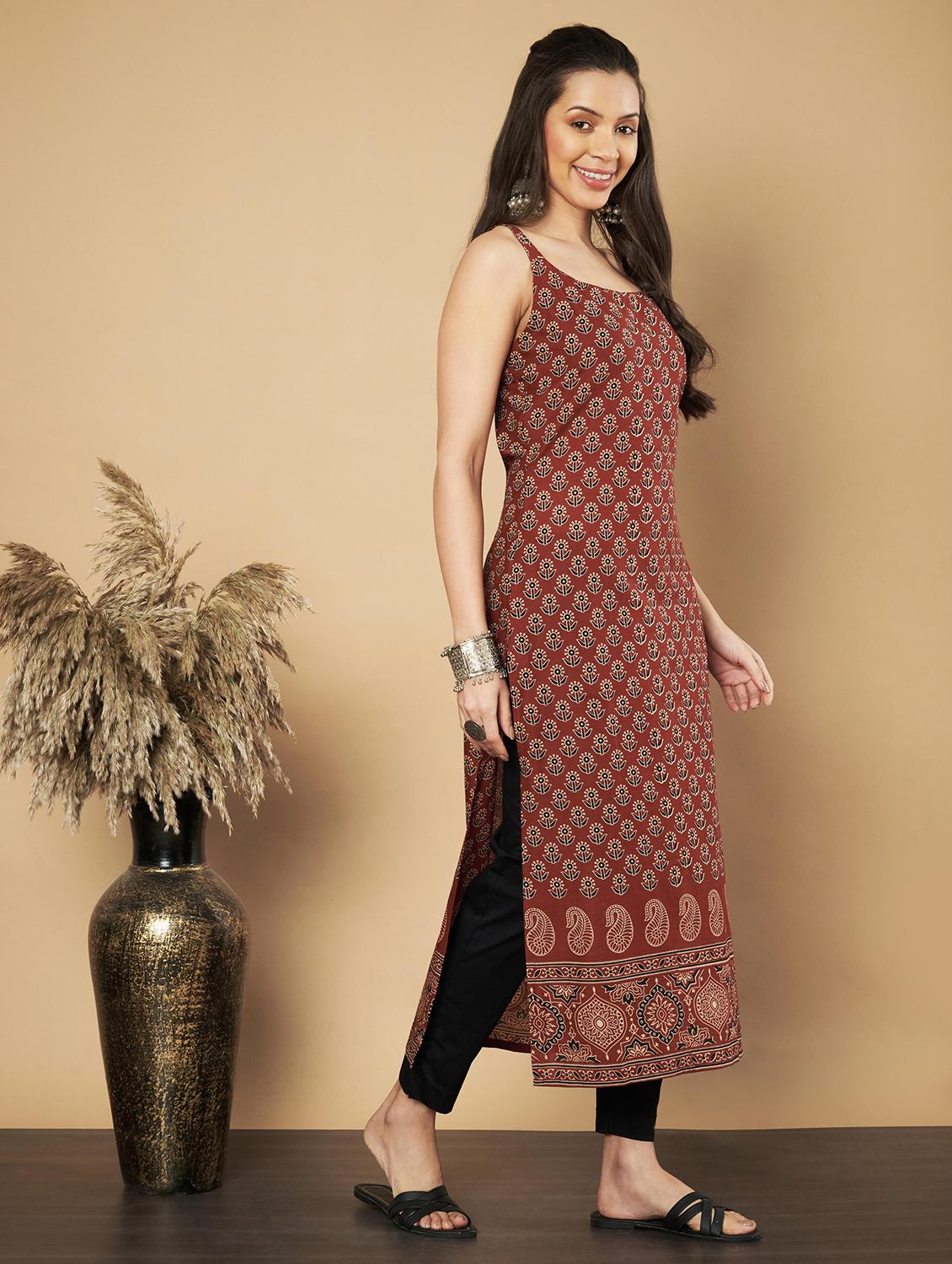 women floral printed sleeveless straight kurta - 21910390 - Standard Image - 3