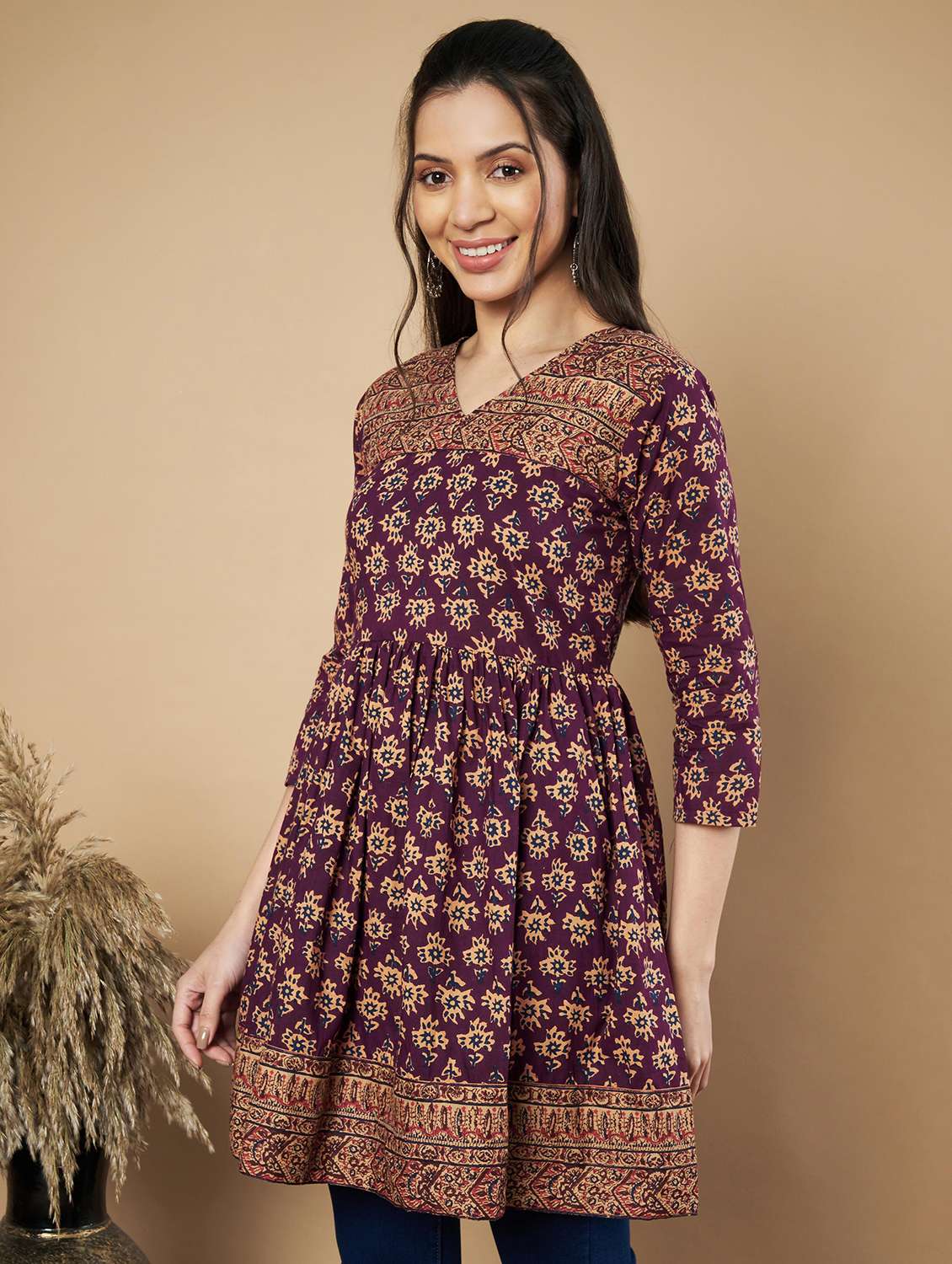 women printed three quarter sleeves kurti