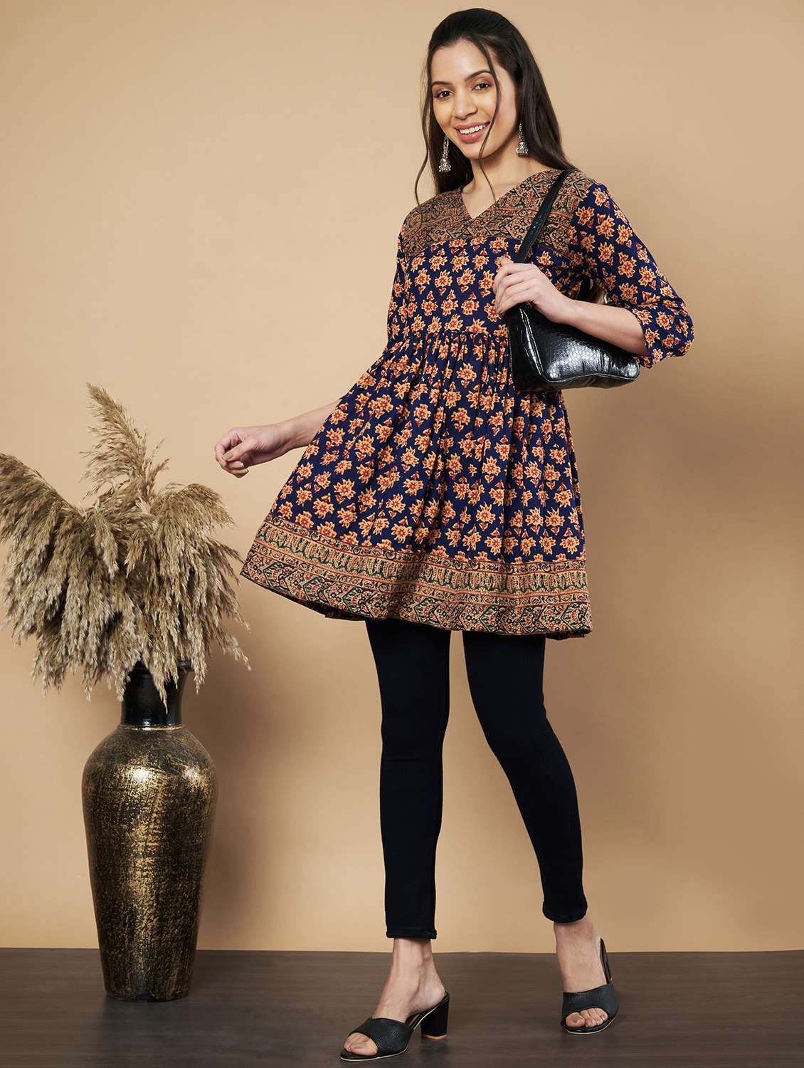 Women Printed Three Quarter Sleeves Flared Kurti - 21910424 -  Standard Image - 3