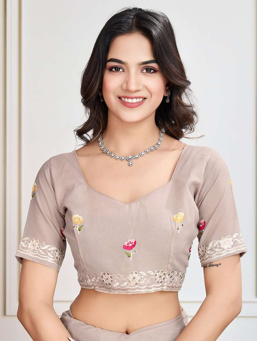 women beige embroidered saree with blouse - 21910582 -  Standard Image - 5