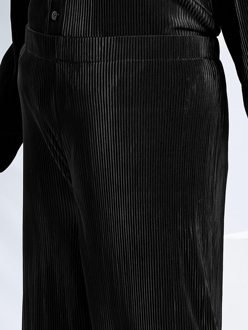 globus gloplus women black self design accordian pleats shirt style top with wide leg trousers plus size party co-ord set - 21910594 - Standard Image - 5
