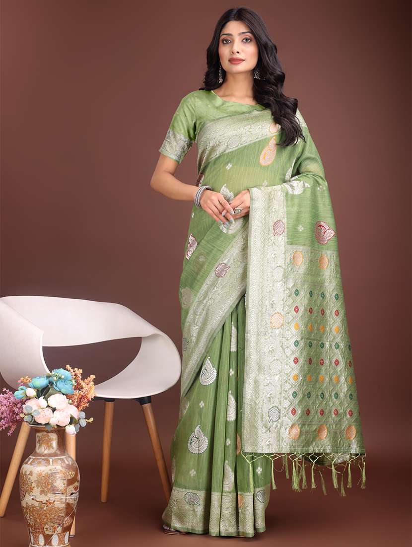 women self design bordered saree with blouse - 21911479 -  Zoom Image - 0