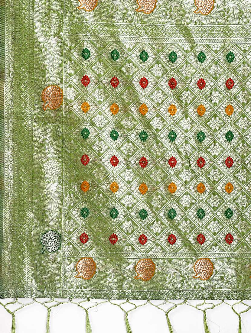 women self design bordered saree with blouse - 21911479 -  Standard Image - 5