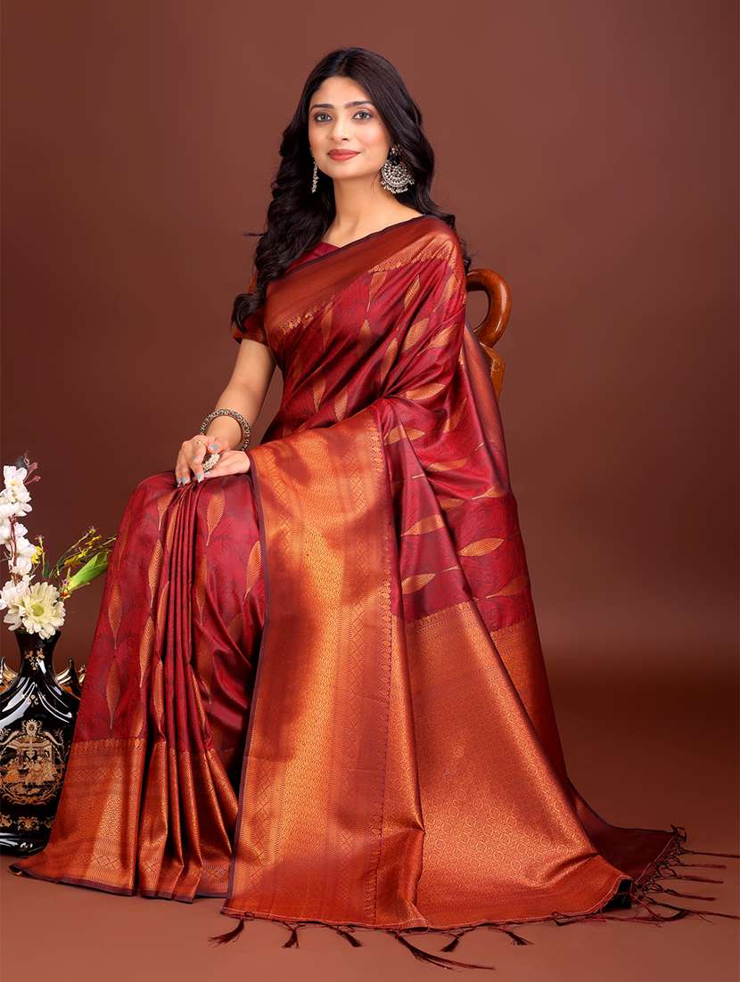 women self design bordered saree with blouse - 21911494 -  Standard Image - 3