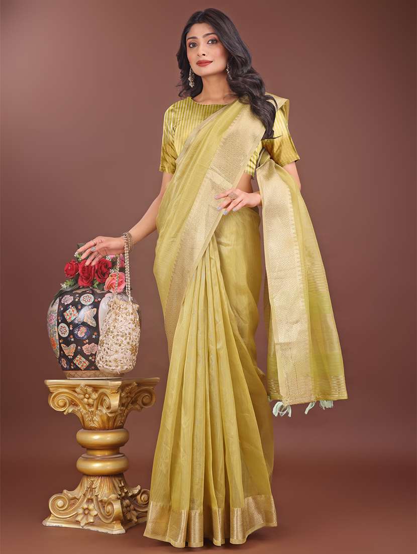 women solid with bordered saree with blouse - 21911500 -  Standard Image - 3
