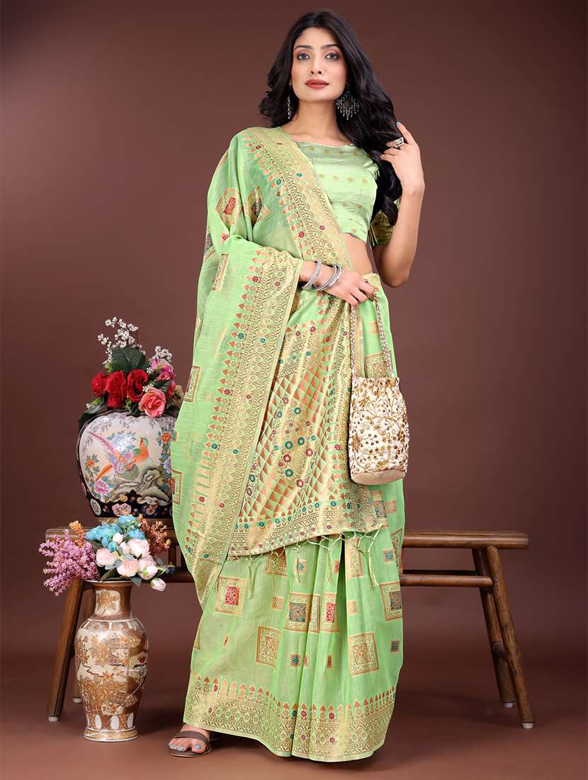 women self design bordered saree with blouse - 21911526 -  Standard Image - 3