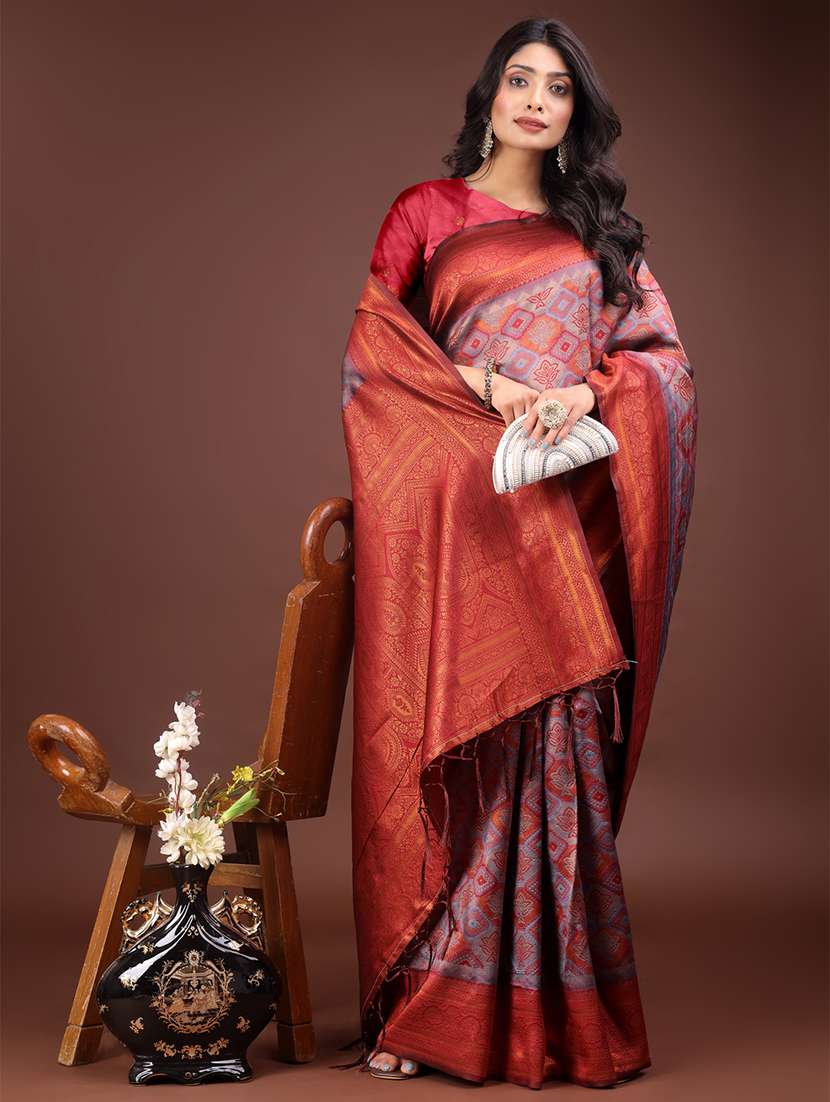 women self design bordered saree with blouse - 21911530 -  Standard Image - 3