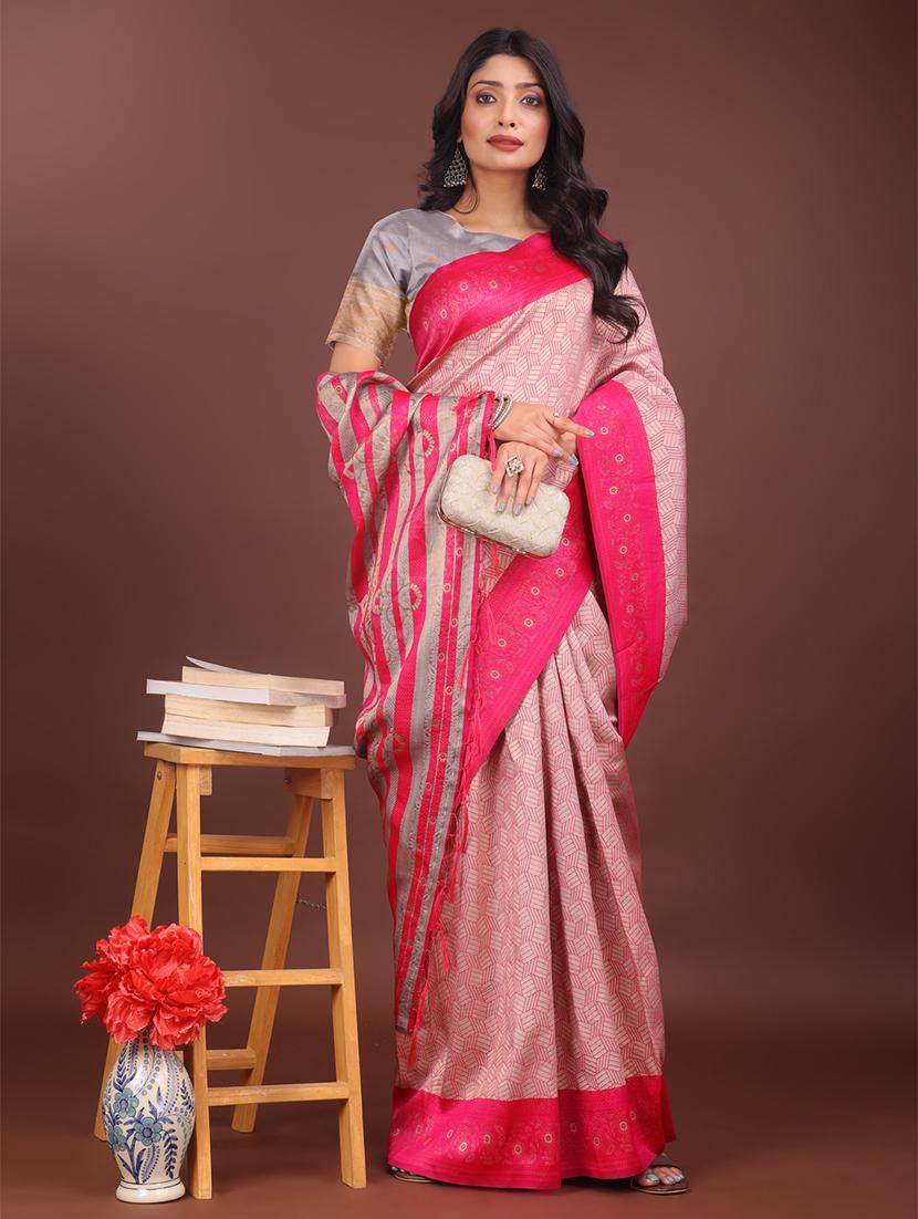 women self design bordered saree with blouse - 21911572 - Standard Image - 3