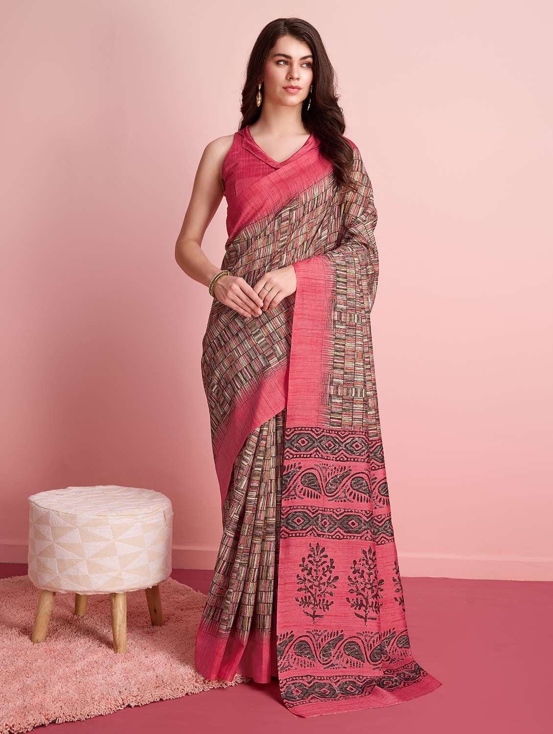 women printed casual wear saree with blouse