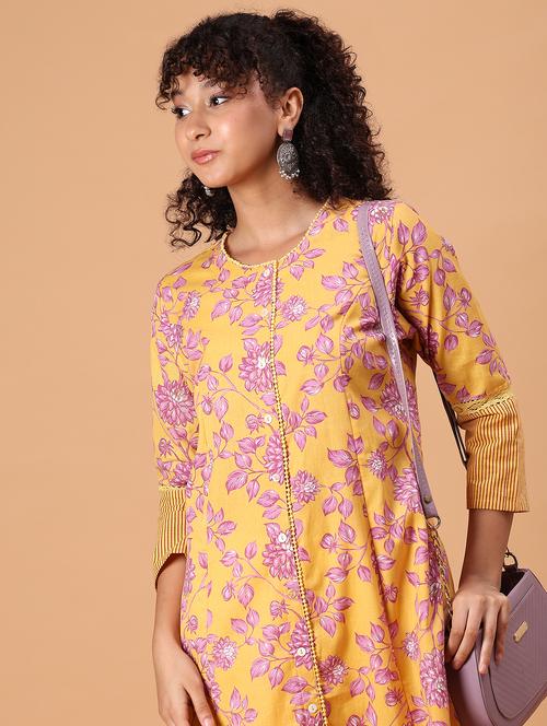 yellow cotton flex kurta - 21912451 - Standard Image - 0