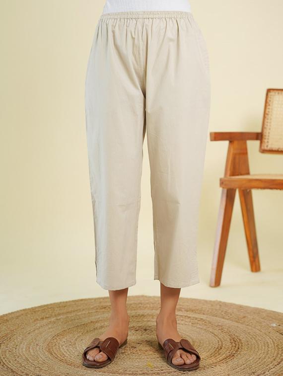 women solid staright tapered pant - 21913060 - Zoom Image - 0