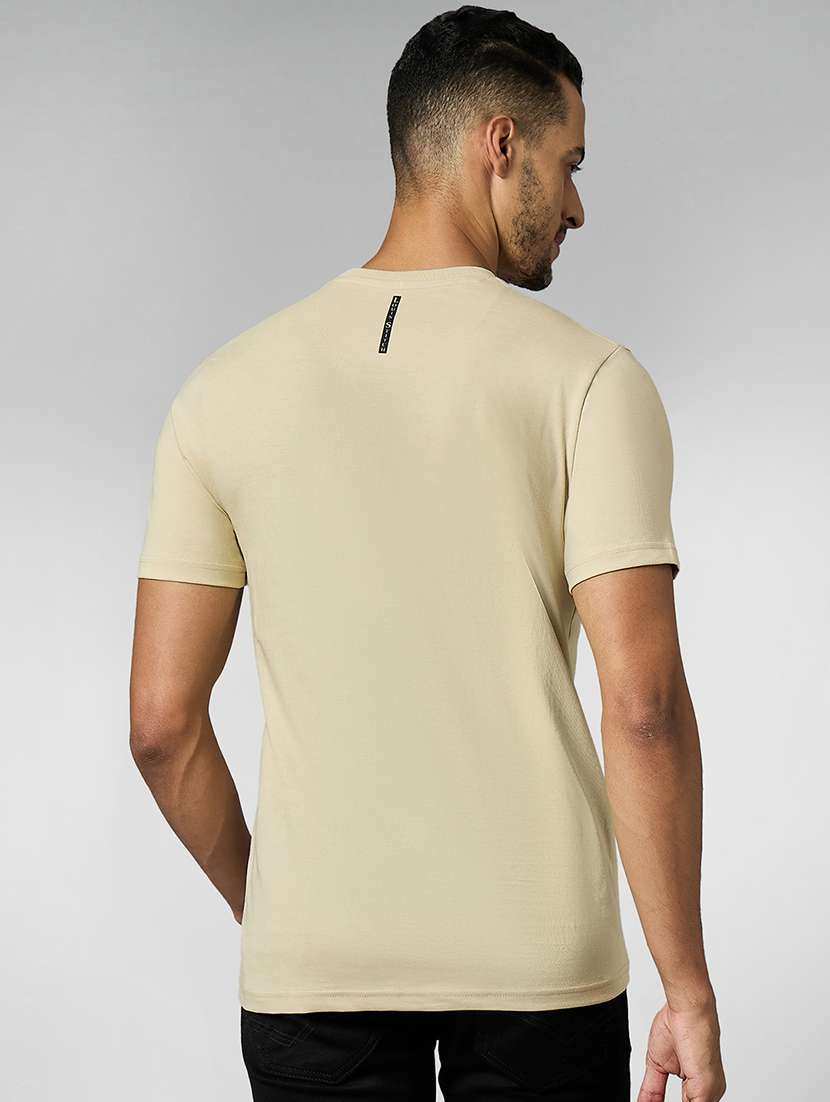 men front print round neck regular fit t-shirt - 21913133 -  Standard Image - 3