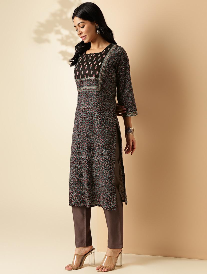 women printed three quarter sleeve straight kurta - 21913200 - Standard Image - 3