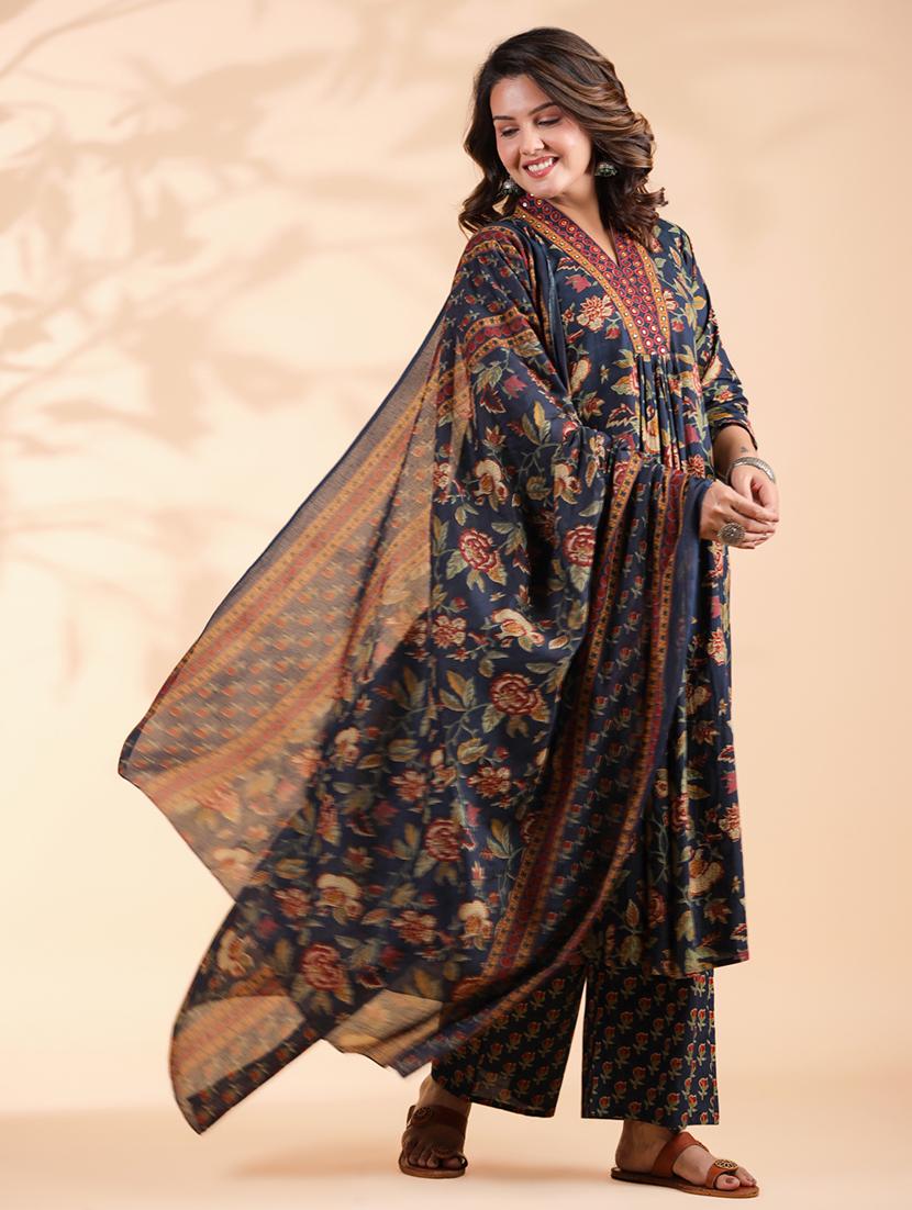 women three quarter sleeve kurta palazzo with dupatta set - 21913223 - Standard Image - 5