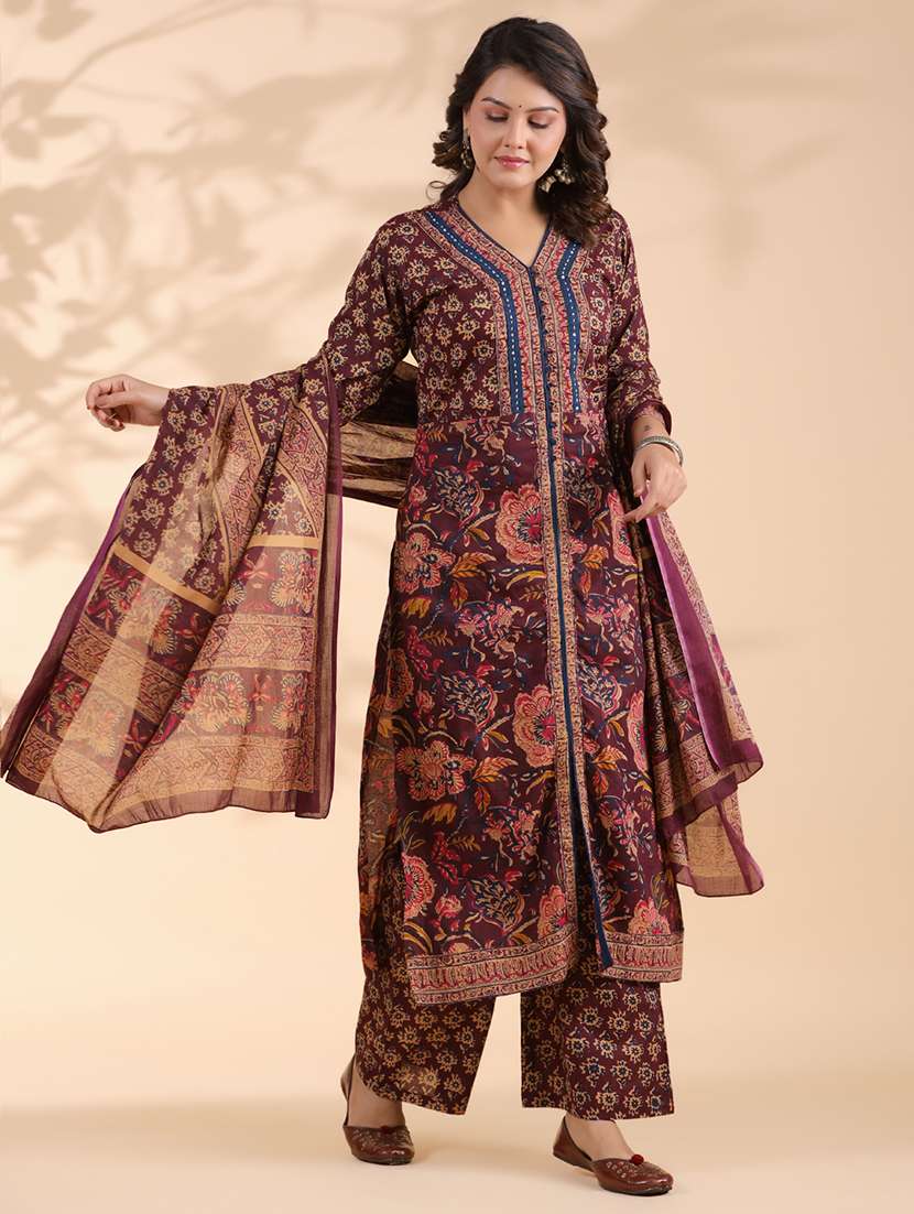 women three quarter sleeve kurta palazzo with dupatta set - 21913225 - Standard Image - 5