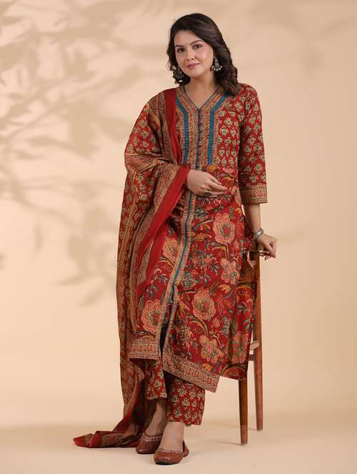 women three quarter sleeve kurta palazzo with dupatta set - 21913226 - Standard Image - 0