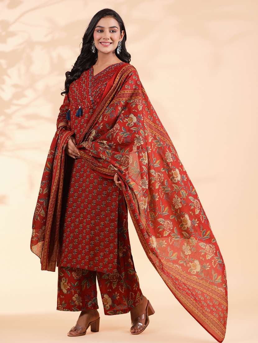 women three quarter sleeve kurta palazzo with dupatta set - 21913228 - Standard Image - 3