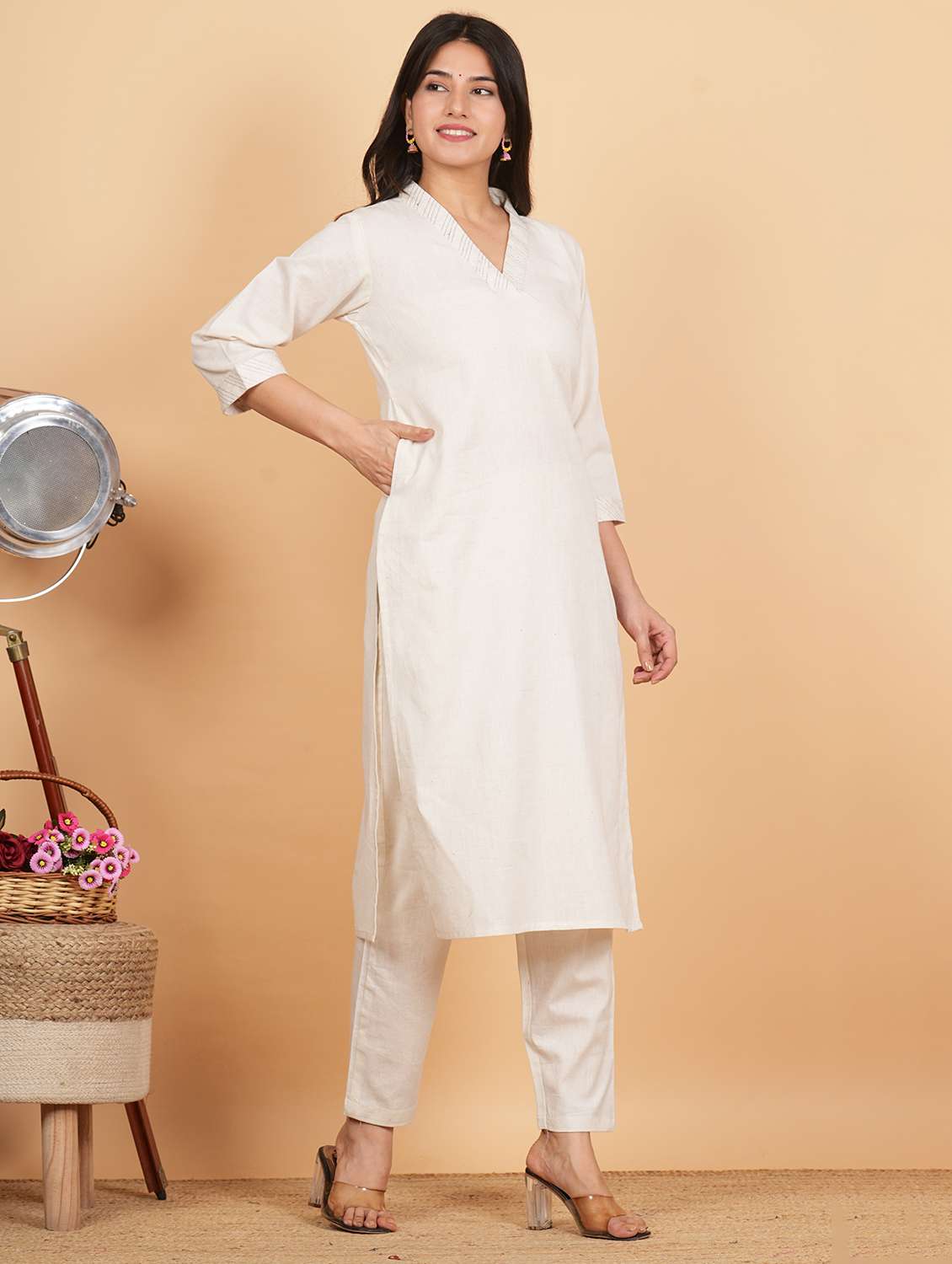 Women Three Quarter Sleeve Kurta Pant Set - 21913231 -  Standard Image - 3