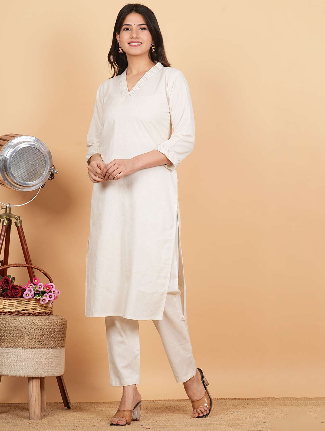 Women Three Quarter Sleeve Kurta Pant Set - 21913231 -  Standard Image - 5
