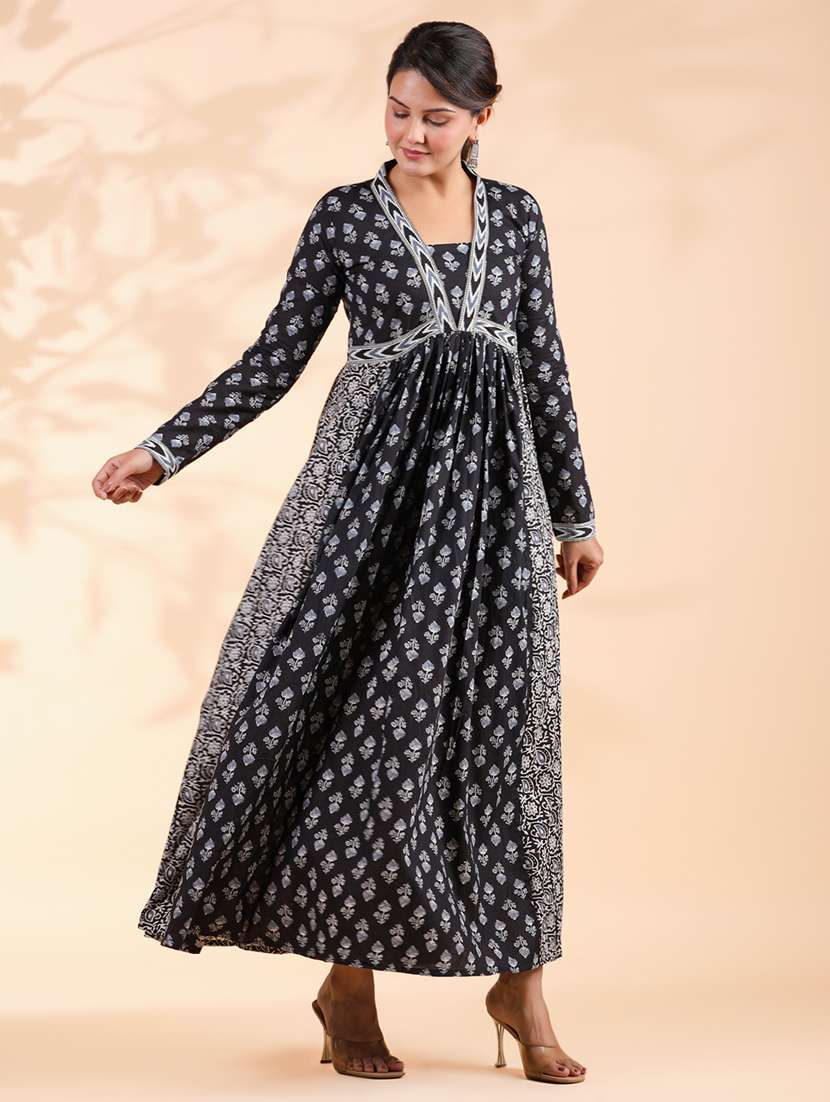 women printed long sleeve flared ethnic dress - 21913251 -  Standard Image - 5