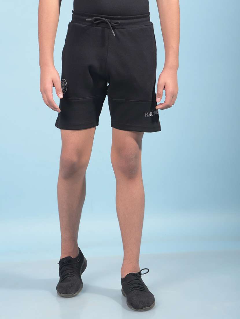 boys solid mid rise regular fit shorts 