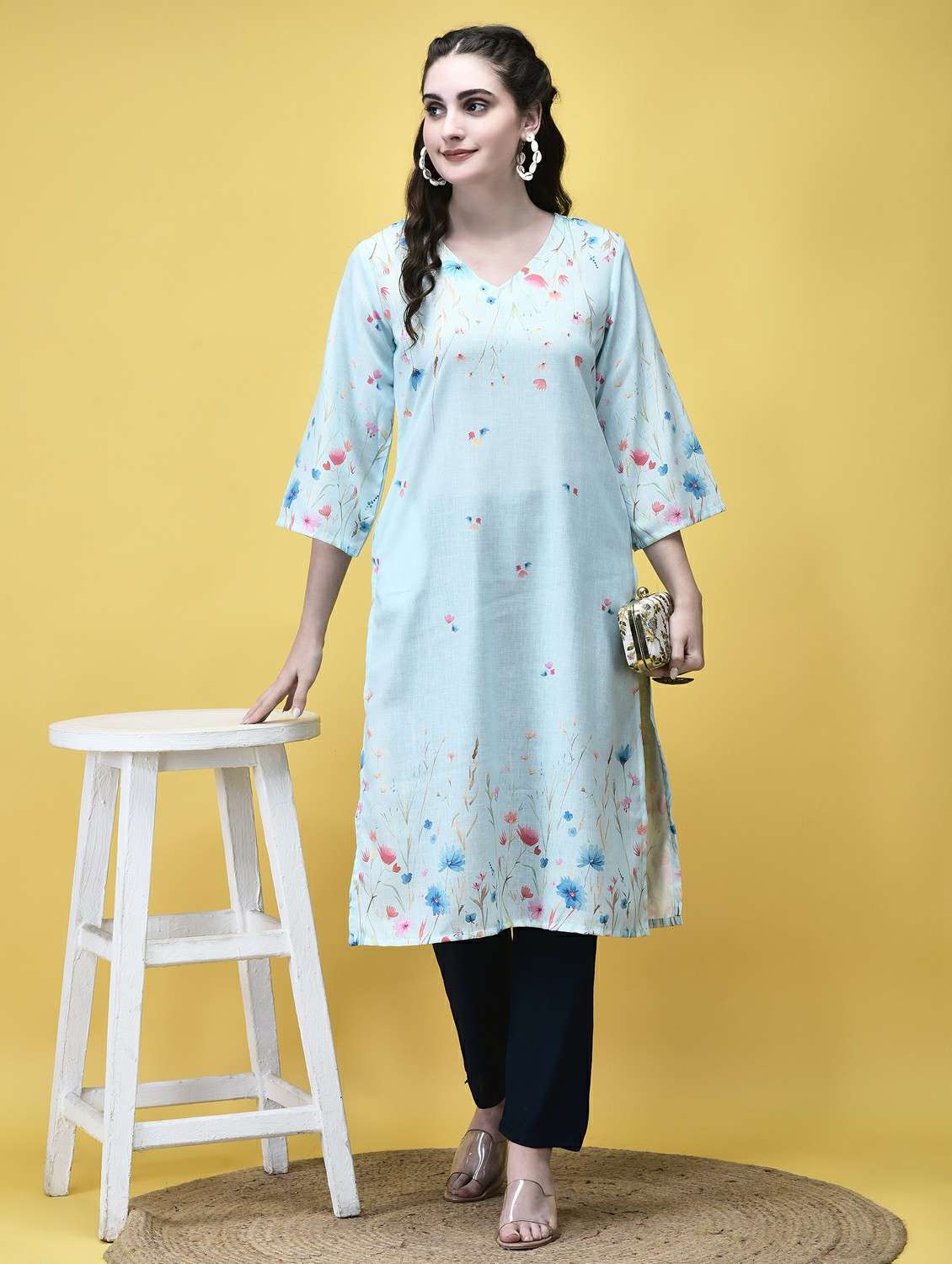 women floral three quarter sleeve straight kurta
