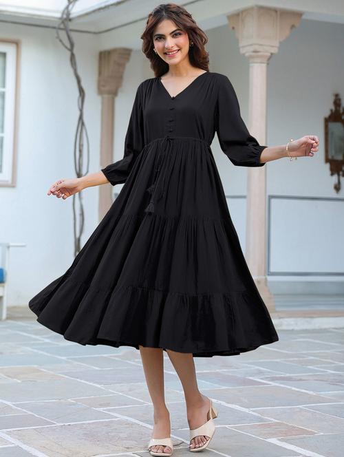 women solid puff sleeves tiered dress  - 21913586 -  Standard Image - 0