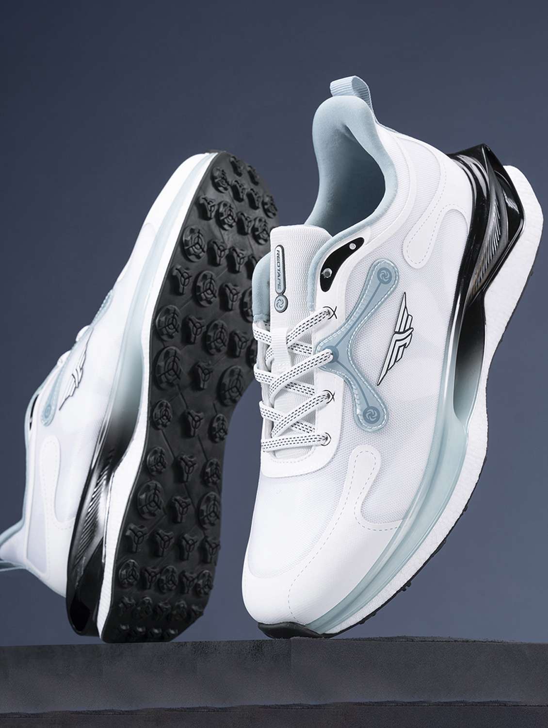 men white lace up sport shoe - 21913756 - Zoom Image - 0