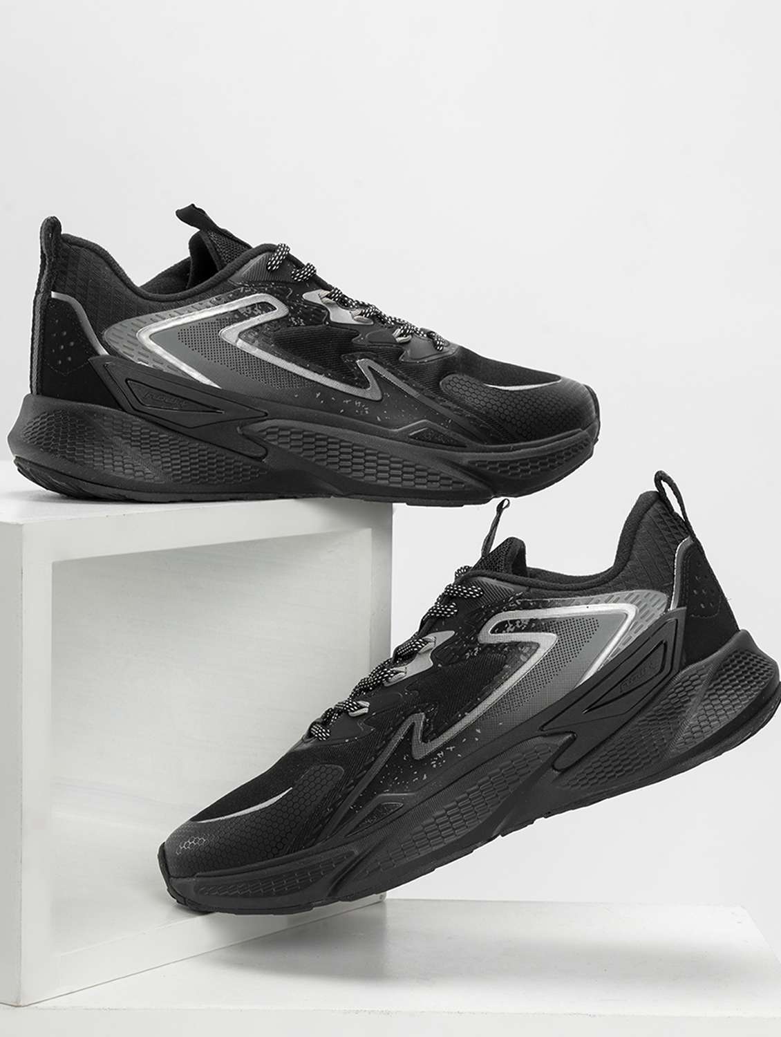 men black lace up sport shoe - 21913828 - Zoom Image - 0