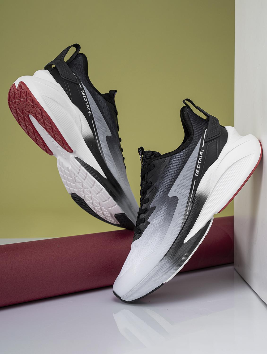 men black lace up sport shoe - 21913905 - Zoom Image - 0